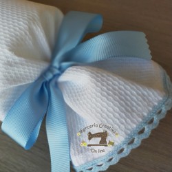 Caramelo antivuelco personalizado detalles en celeste