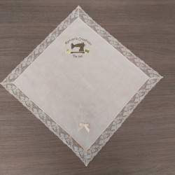 Pañuelo de bautizo con encaje Valencienne