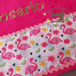 Conjunto de capazo y toalla personalizada modelo "Flamencos rosas"