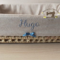 Cesta de palma forrada en color lino con nombre