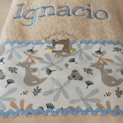 Toalla personalizada modelo "Canguro y koala"