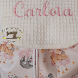 Mochila infantil bordada